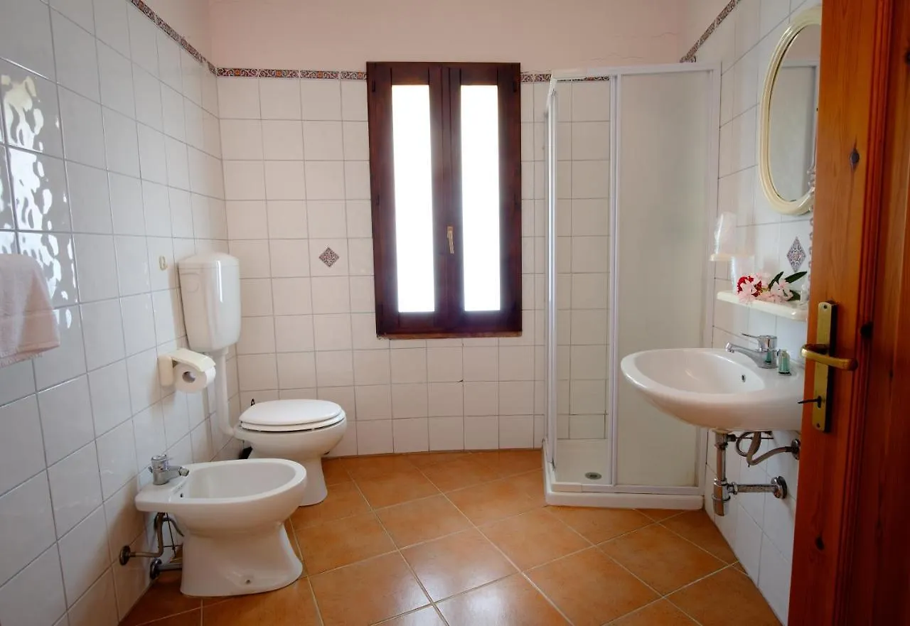 Hotel Il Nido Dell'Aquila Villanova Strisaili 3*,  Italië